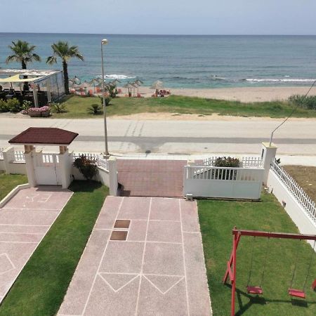 Suite In Front Of The Sea Nea Thesi المظهر الخارجي الصورة